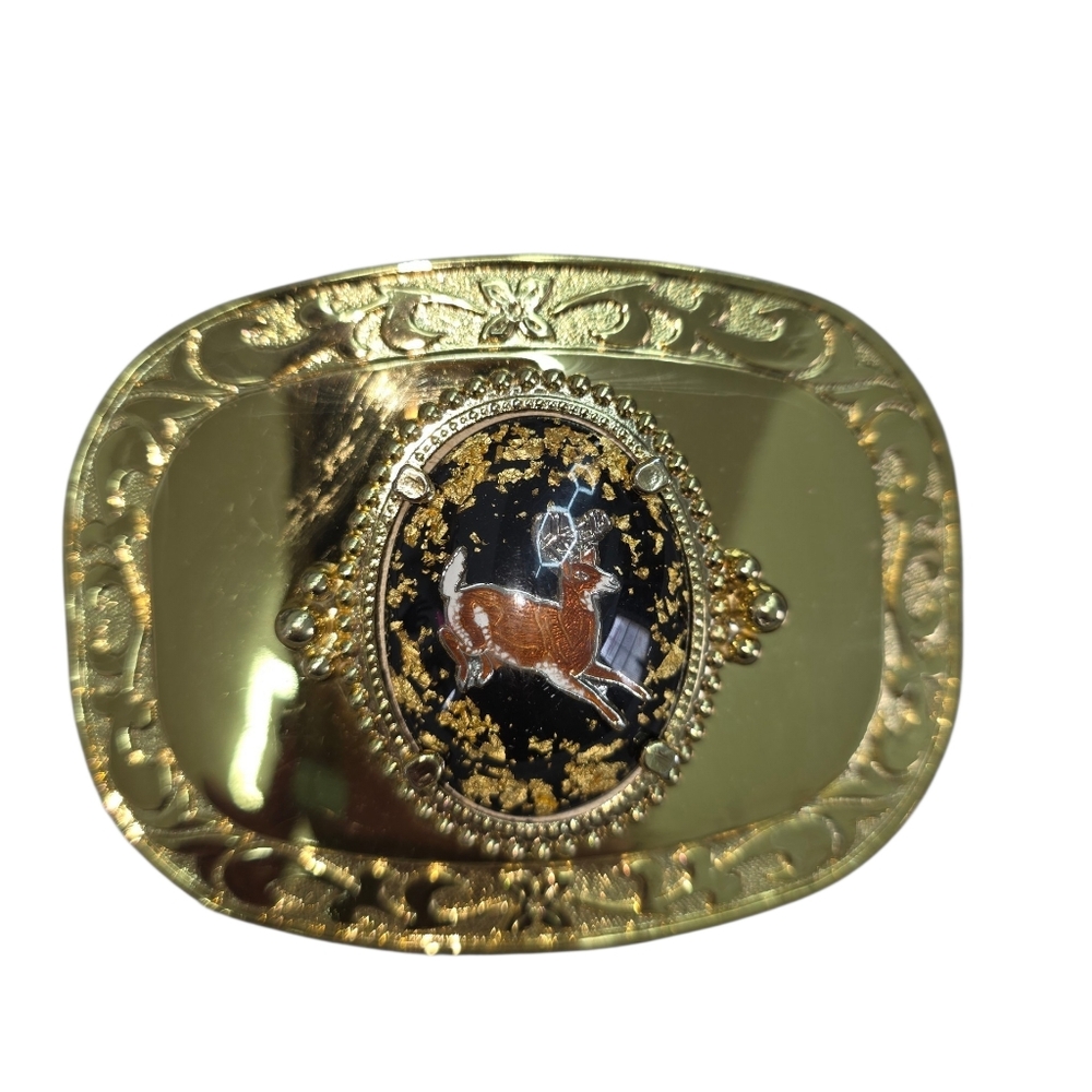 Vintage Rare Western Style Gold Tone Belt Buckle W/ Oval Cochran Deer Motif